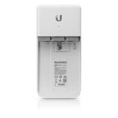 Switch niezarządzalny UBIQUITI NanoSwitch N-SW 4x10/100/1000 Passive PoE zewnętrzny