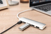 Hub USB DIGITUS 4-portowy USB 3.0 SuperSpeed z Typ C PD 3.0 aluminium