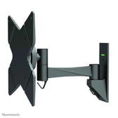 Uchwyt do ekranów Neomounts FPMA-W825 ścienny 10"-40" max VESA 200x200 max 20 kg Black