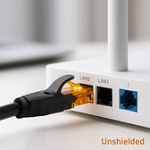 Kabel Patchcord Qoltec UTP | CAT6 | 2 x RJ-45 | High speed 1Gb/s | Pozłacane styki | 30m | Czarny