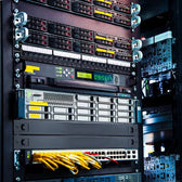 Patch panel QOLTEC do szaf RACK 19" | 24 porty | 1U | UTP | Czarny